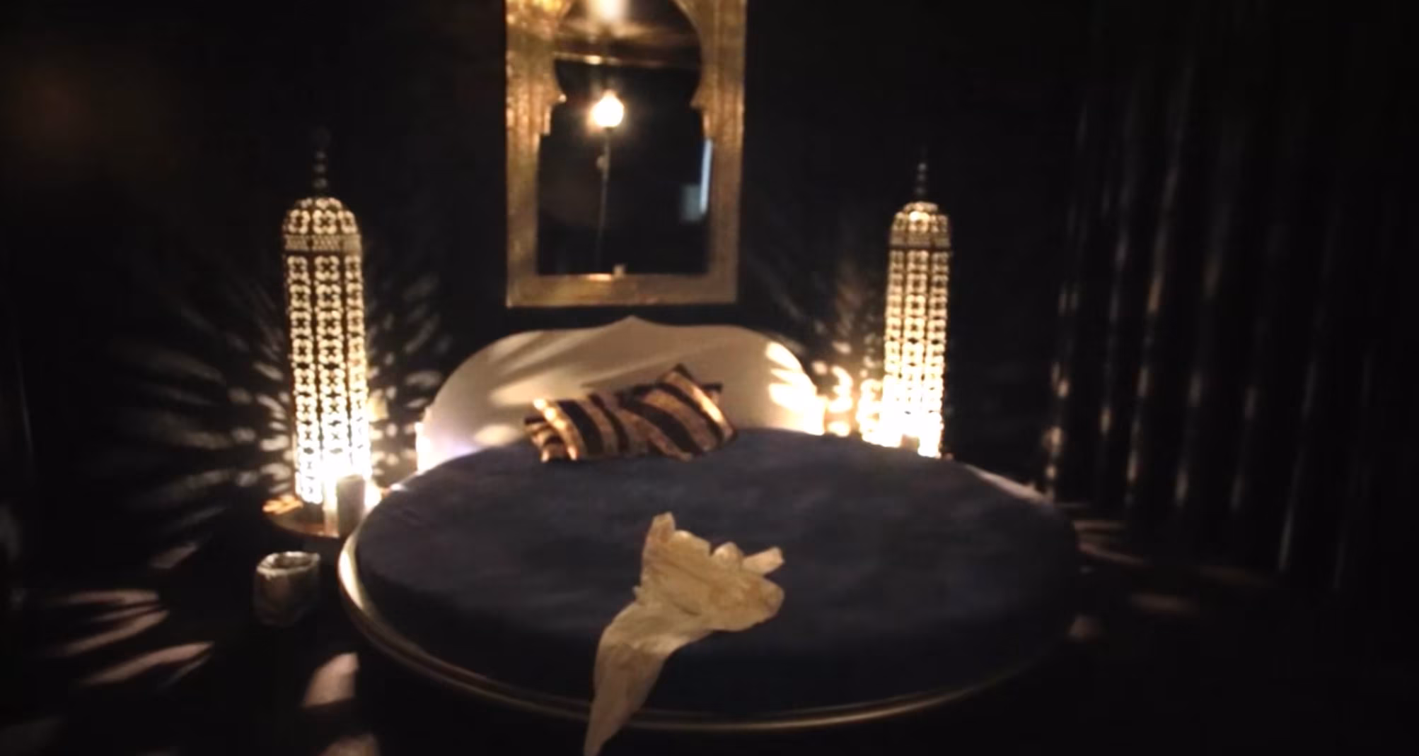 Seks, v&otilde;im ja ekspluateerimine Ida-Euroopa aktsendiga