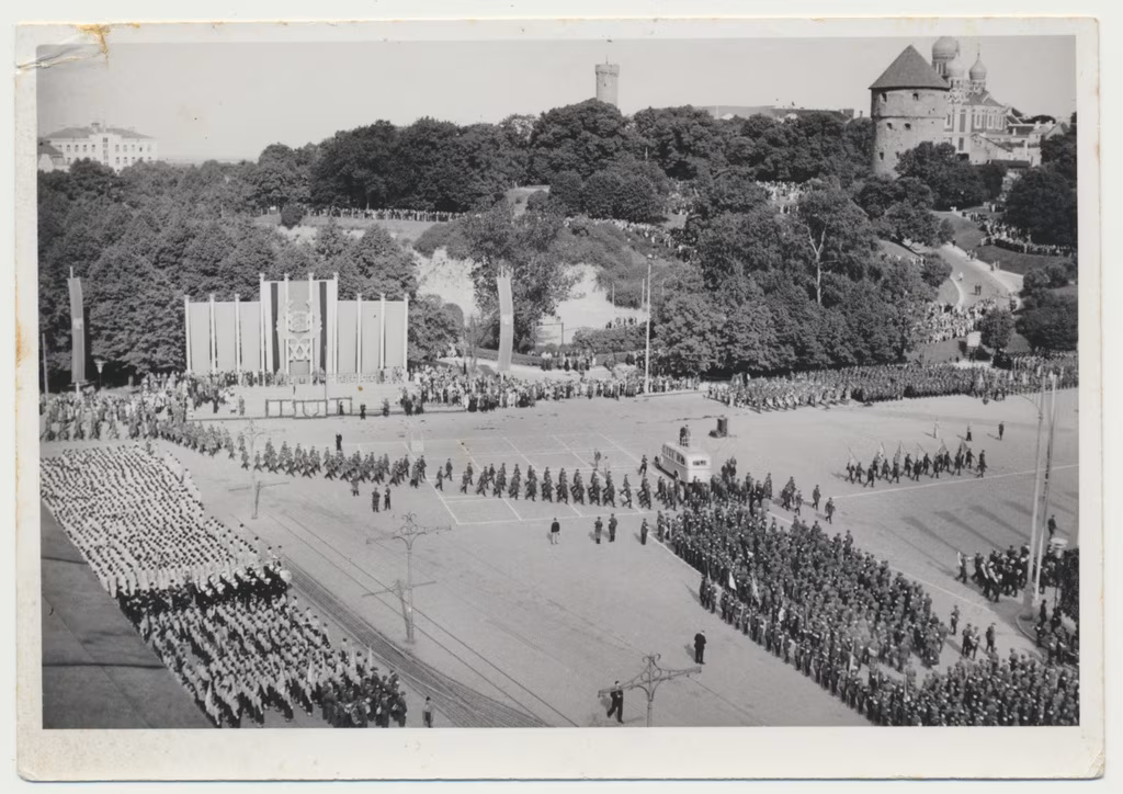 Võidupüha. Võnnu lahing kui Eesti rahvusliku ajaloo kulminatsioon