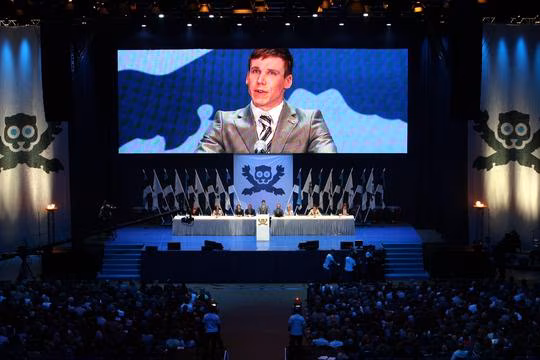 Teater: Füüsilisest virtuaalseks