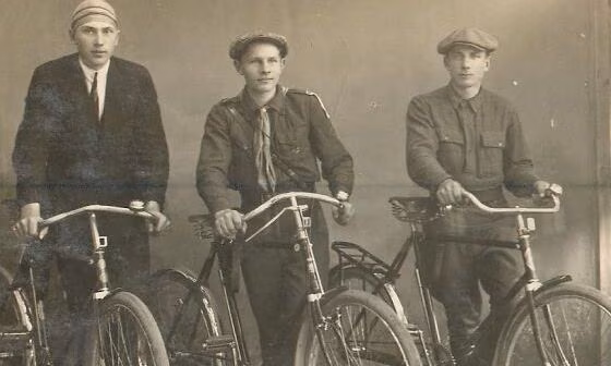 Tallinna jalgrattataristu s&uuml;nd, surm ja taass&uuml;nd