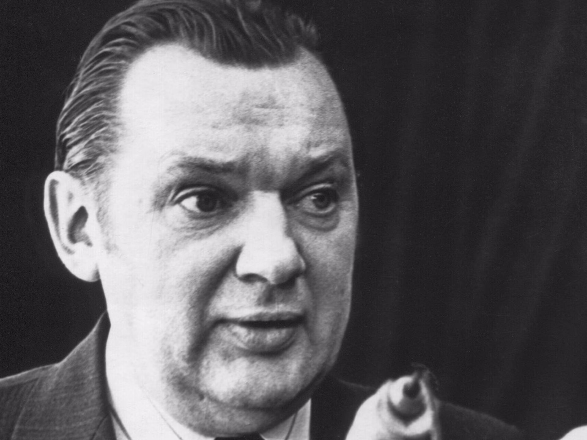 *mina, kultuurib&uuml;rokraat&hellip; jt luuletusi